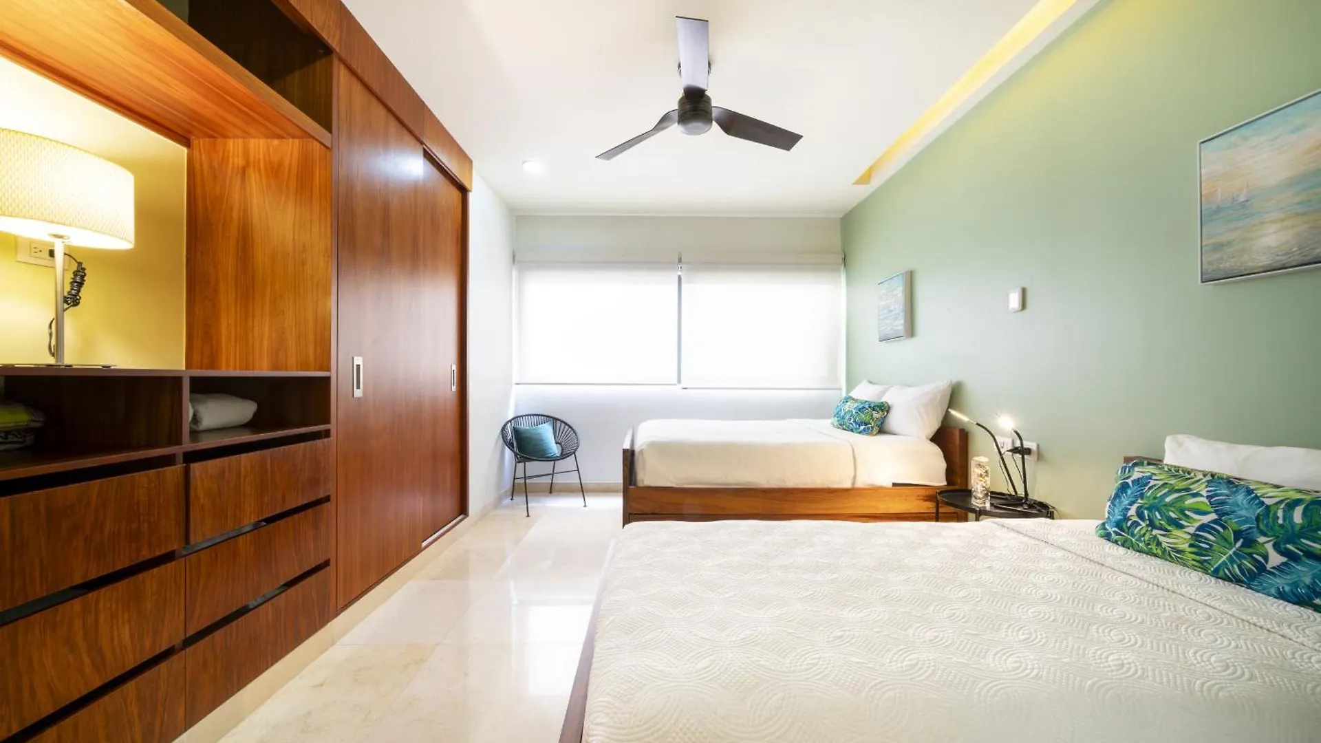 2 Bedroom Condo With Rooftop Pool - Terrazas Condos Playa del Carmen 0*,